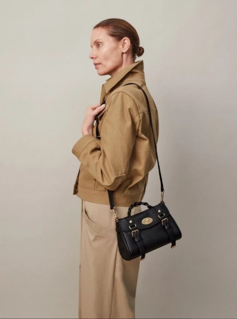 Mulberry Women 'Alexa' Black Mini Handbag With Adjustable And Removable Shoulder Strap And Braided Handle In Grained Leather Woman