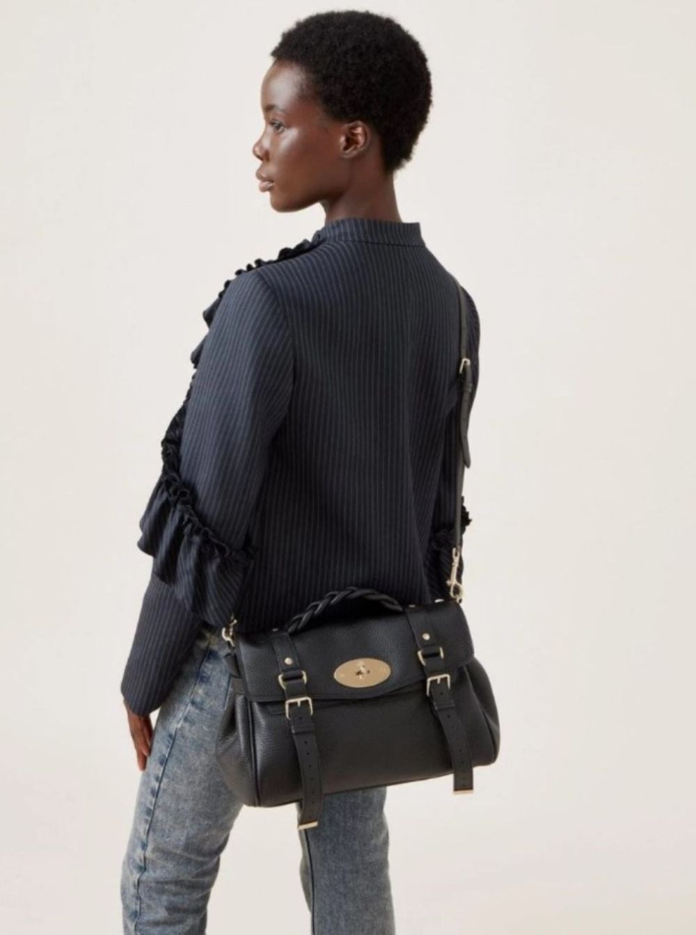 Mulberry Women 'Alexa' Black Handbag With Adjustable And Removable Shoulder Strap And Magnetic Closure In Granied Leather Woman
