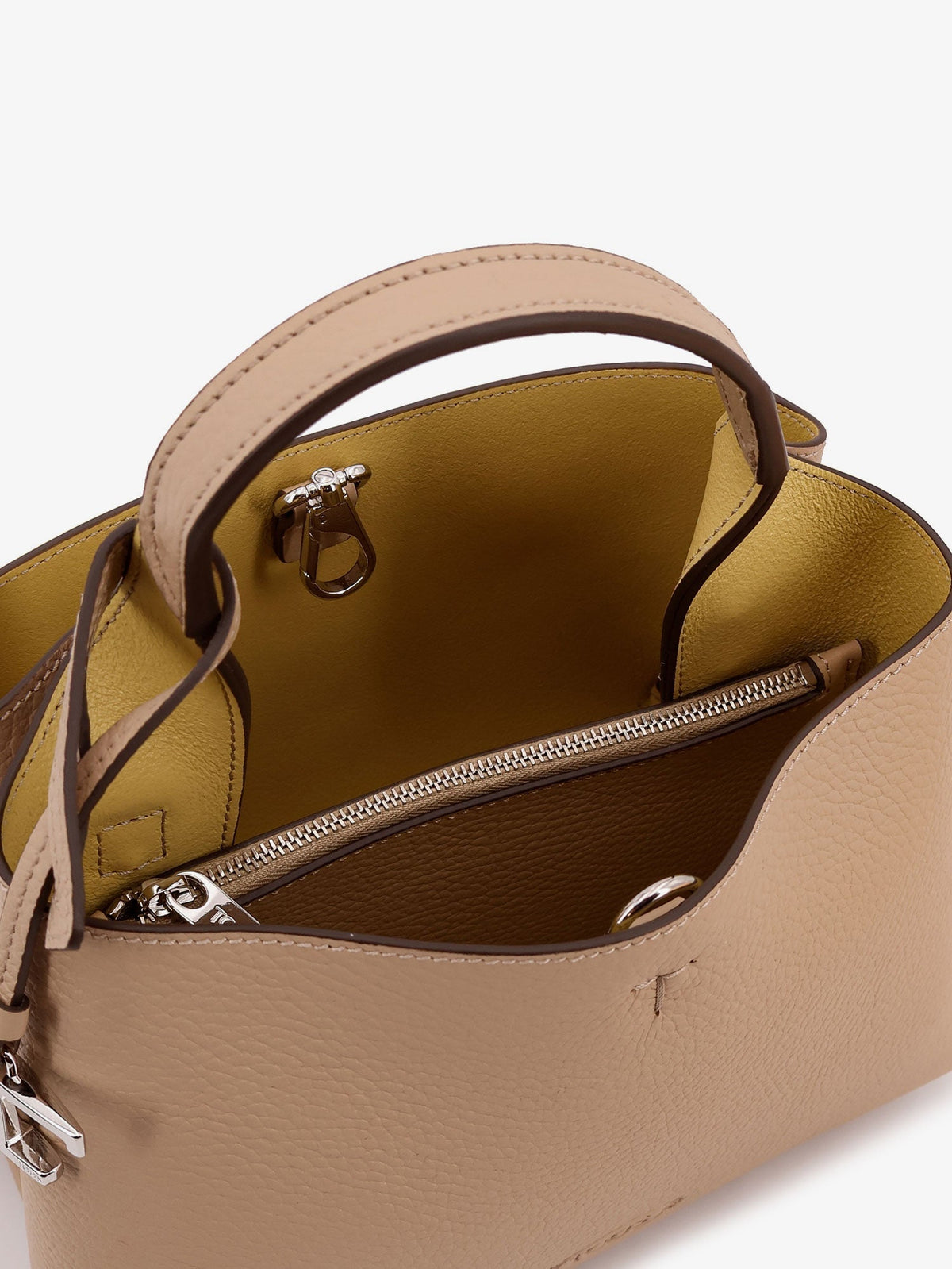 Tod's Women Leather Shoulder Bag With Metal T-Timeless Logo