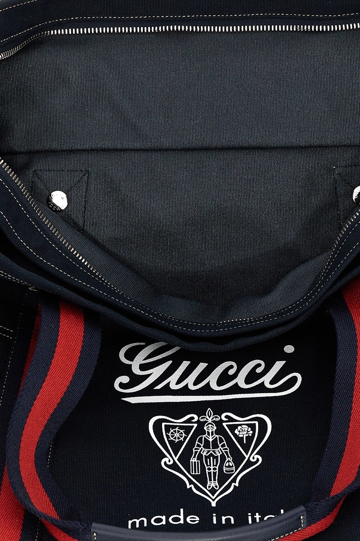 Gucci Men Large Coat Of Arms Shopping