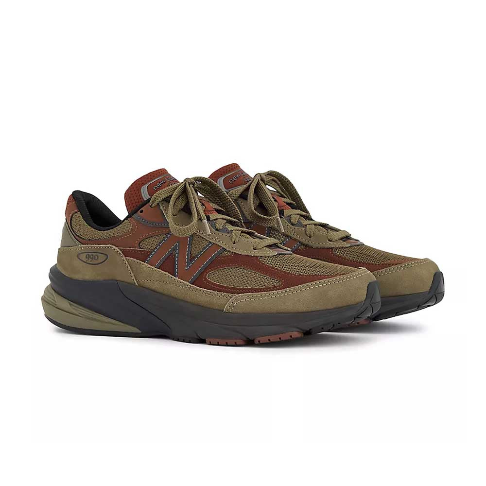 in USA 990v6 'Dark Oak'